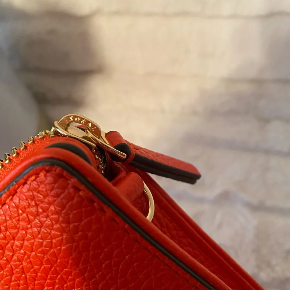 ❤️Flash SALE❤️New Tory Burch Leather Clutch Bag